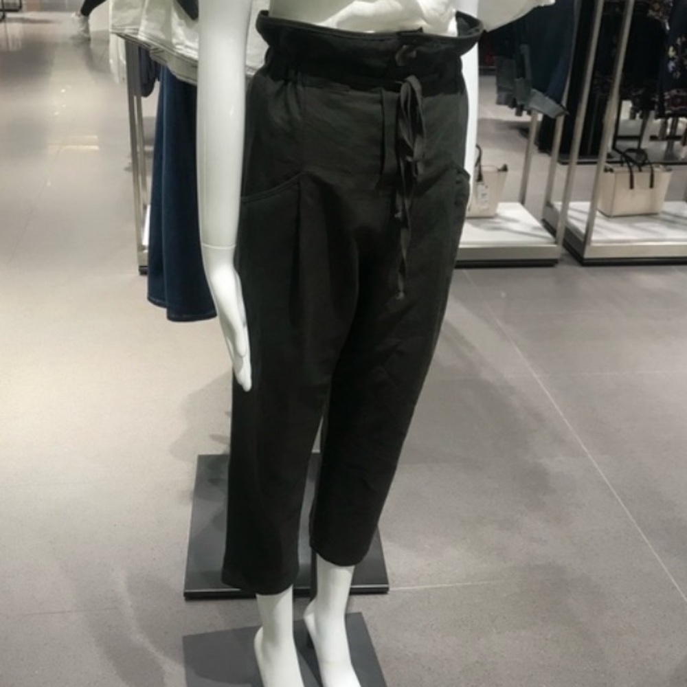 Zara Pants - Picture 6 of 8